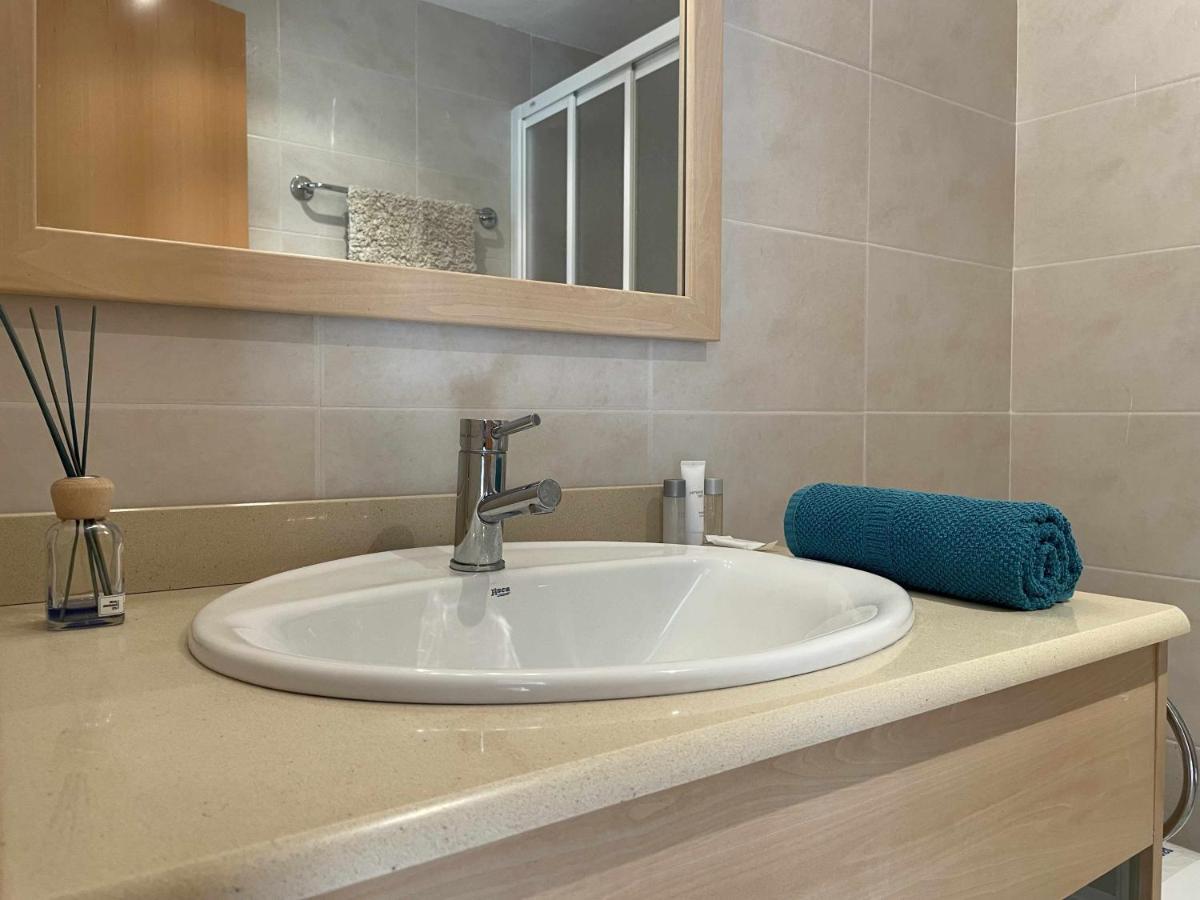 Solarium Con Terraza A 5 Minutos De La Playa Apartment Girona Ngoại thất bức ảnh